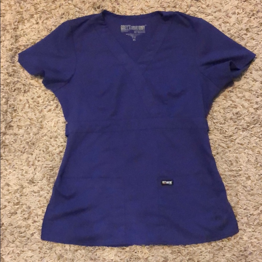 Grey’s anatomy XS mock wrap top scrub top